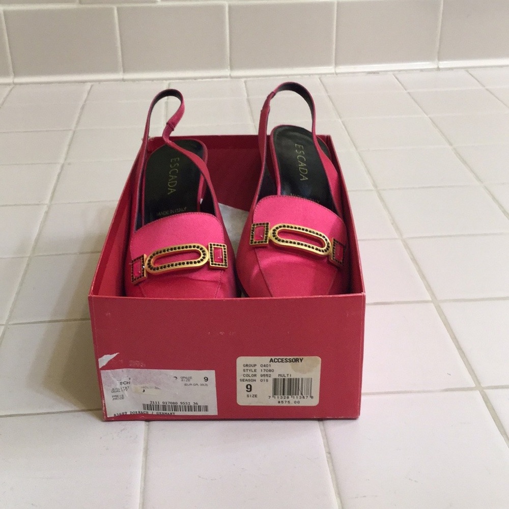 Escada shoes - Picture 3 of 3